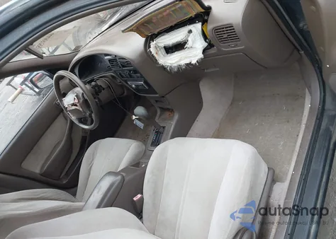 1995 Toyota Camry Le z USA, uszkodzony, nr VIN 4T1GK12EXSU091082